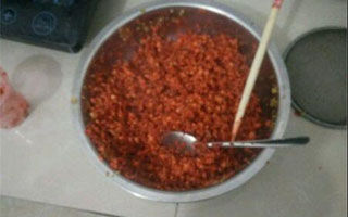 <b>经济实惠的薯香窝饵制作方法</b>