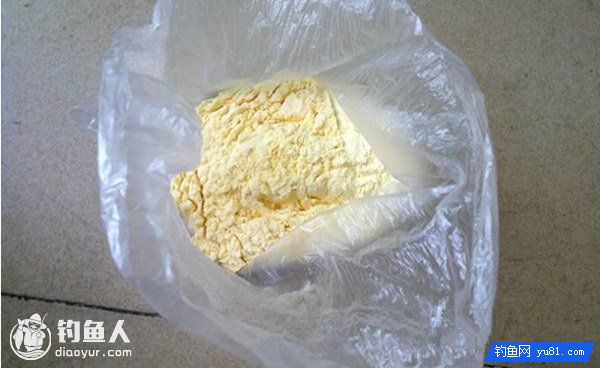 经济实惠的玉米粉饵的制作过程