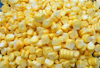 <b>钓草鱼的几种天然原料自制饵料</b>